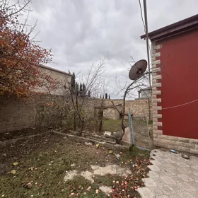 In Baku 10.0 m² house with 3.0 rooms is for sale - Image 4