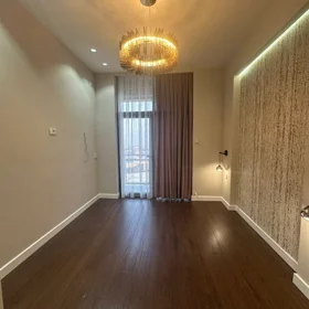 In Baku 58.0 m² apartment is for sale - Image 4