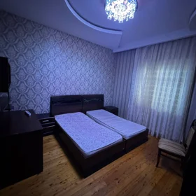 In Baku 120.0 m² house with 4.0 rooms is for rent - Image 3