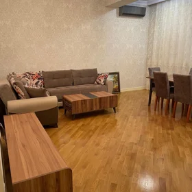 In Baku 146.0 m² apartment is for rent - Image 3