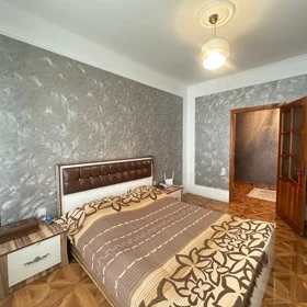 In Baku 80.0 m² apartment is for sale - Image 3