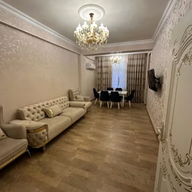 In Baku 60.0 m² apartment is for rent - Image 3