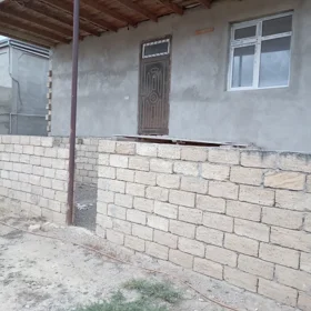 In Baku 110.0 m² house with 3.0 rooms is for sale - Image 5