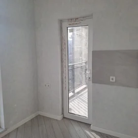 In Baku 75.0 m² apartment is for sale - Image 5