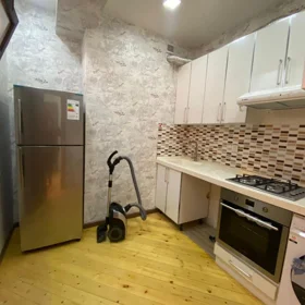 In Baku 60.0 m² apartment is for rent - Image 5