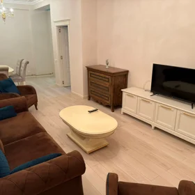 In Baku 110.0 m² apartment is for rent - Image 5