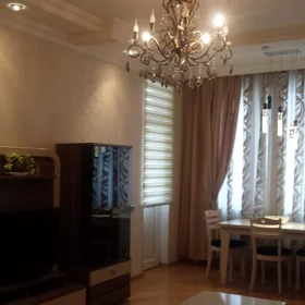 In Baku 90.0 m² apartment is for rent - Image 3