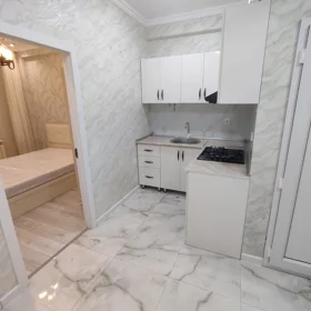 In Khirdalan 50.0 m² apartment is for rent - Image 3