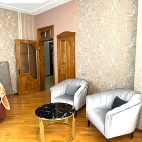 In Baku 432.0 m² house with 8.0 rooms is for rent - Image 5