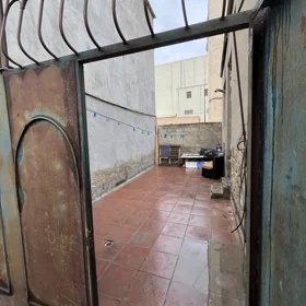 In Khirdalan 11111.0 m² house with 3.0 rooms is for sale - Image 2