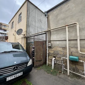 In Khirdalan 11111.0 m² house with 3.0 rooms is for sale - Image 3