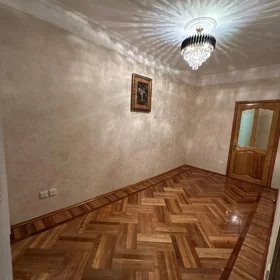In Baku 80.0 m² apartment is for sale - Image 5