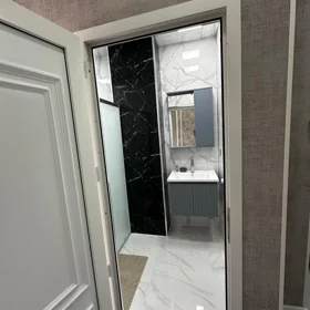 In Baku 70.0 m² apartment is for sale - Image 5