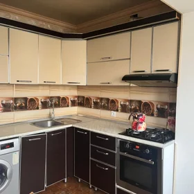 In Baku 110.0 m² apartment is for rent - Image 2