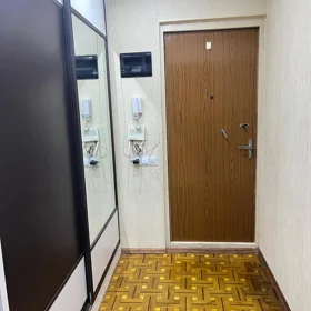 In Baku 110.0 m² apartment is for rent - Image 3