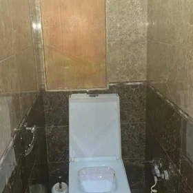 In Baku 110.0 m² apartment is for rent - Image 4