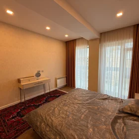 In Baku 90.0 m² apartment is for rent - Image 4