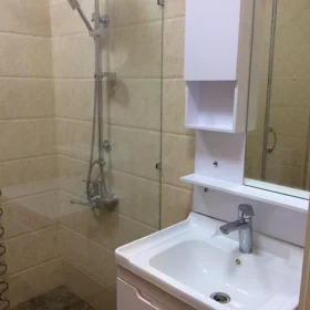 In Baku 95.0 m² apartment is for rent - Image 5