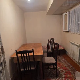 In Baku 30.0 m² house with 1.0 rooms is for rent - Image 2
