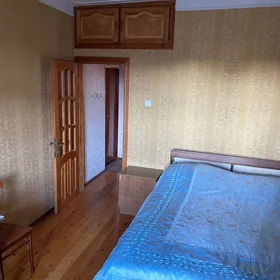 In Baku 80.0 m² apartment is for rent - Image 3