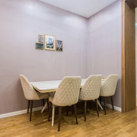 In Baku 142.0 m² apartment is for sale - Image 5