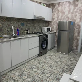 In Baku 65.0 m² apartment is for rent - Image 2