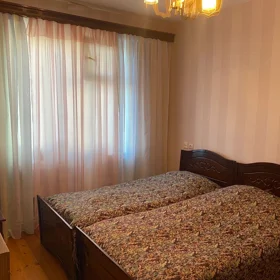 In Baku 80.0 m² apartment is for rent - Image 2