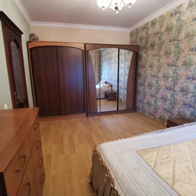 In Baku 120.0 m² apartment is for rent - Image 2