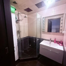 In Khirdalan 98.0 m² apartment is for rent - Image 4