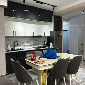 In Baku 95.0 m² apartment is for rent - Image 5