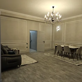 In Baku 140.0 m² apartment is for rent - Image 3