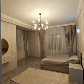 In Baku 140.0 m² apartment is for rent - Image 5