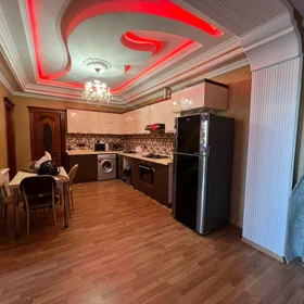 In Baku 150.0 m² apartment is for rent - Image 5