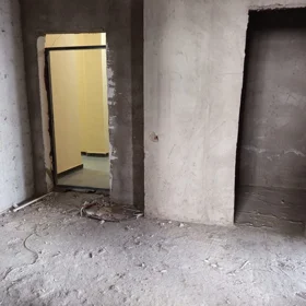 In Baku 330.0 m² apartment is for sale - Image 2