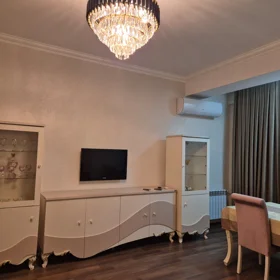In Baku 70.0 m² apartment is for sale - Image 2