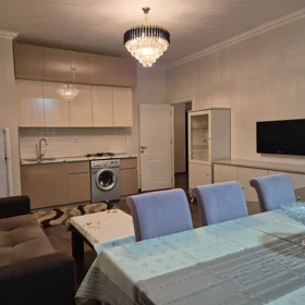 In Baku 70.0 m² apartment is for sale - Image 3