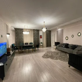In Baku 148.0 m² apartment is for rent - Image 4