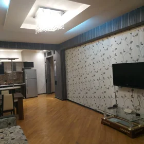 In Baku 80.0 m² apartment is for rent - Image 2