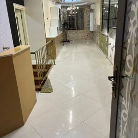 In Baku 90.0 m² commercial is for rent - Image 2