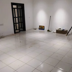 In Baku 70.0 m² commercial is for rent - Image 2