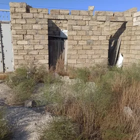 In Baku nan acre land is for sale - Image 3