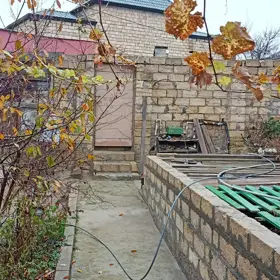 In Sumgayit 100.0 m² house with 3.0 rooms is for sale - Image 3