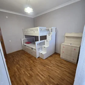 In Baku 125.0 m² apartment is for rent - Image 5