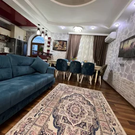 In Khirdalan 130.0 m² house with 5.0 rooms is for sale - Image 5