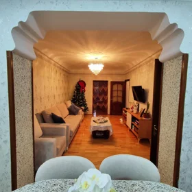In Baku 70.0 m² apartment is for sale - Image 3