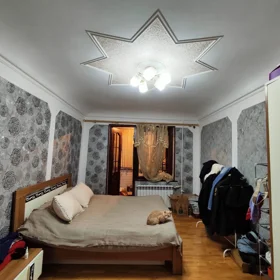 In Baku 70.0 m² apartment is for sale - Image 4