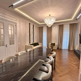 In Baku 167.0 m² apartment is for rent - Image 4