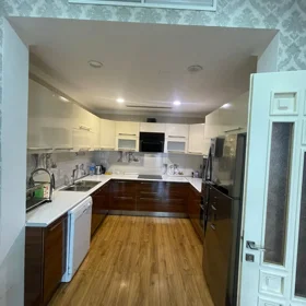 In Baku 100.0 m² apartment is for rent - Image 5