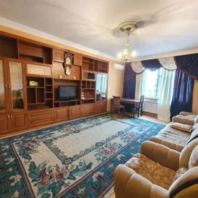 In Baku 110.0 m² apartment is for sale - Image 4