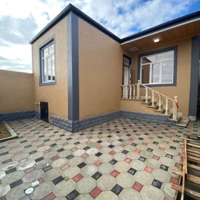 In Baku 60.0 m² house with 2.0 rooms is for sale - Image 2